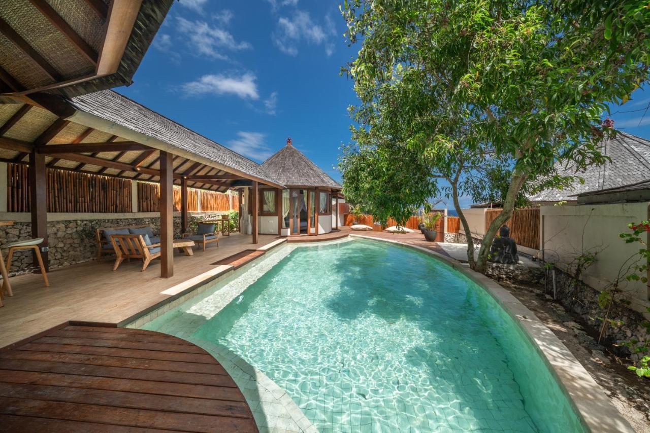 Blue Lagoon Avia Villas Lembongan Exterior foto
