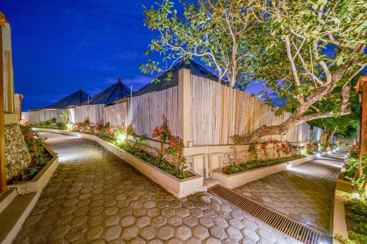 Blue Lagoon Avia Villas Lembongan Exterior foto