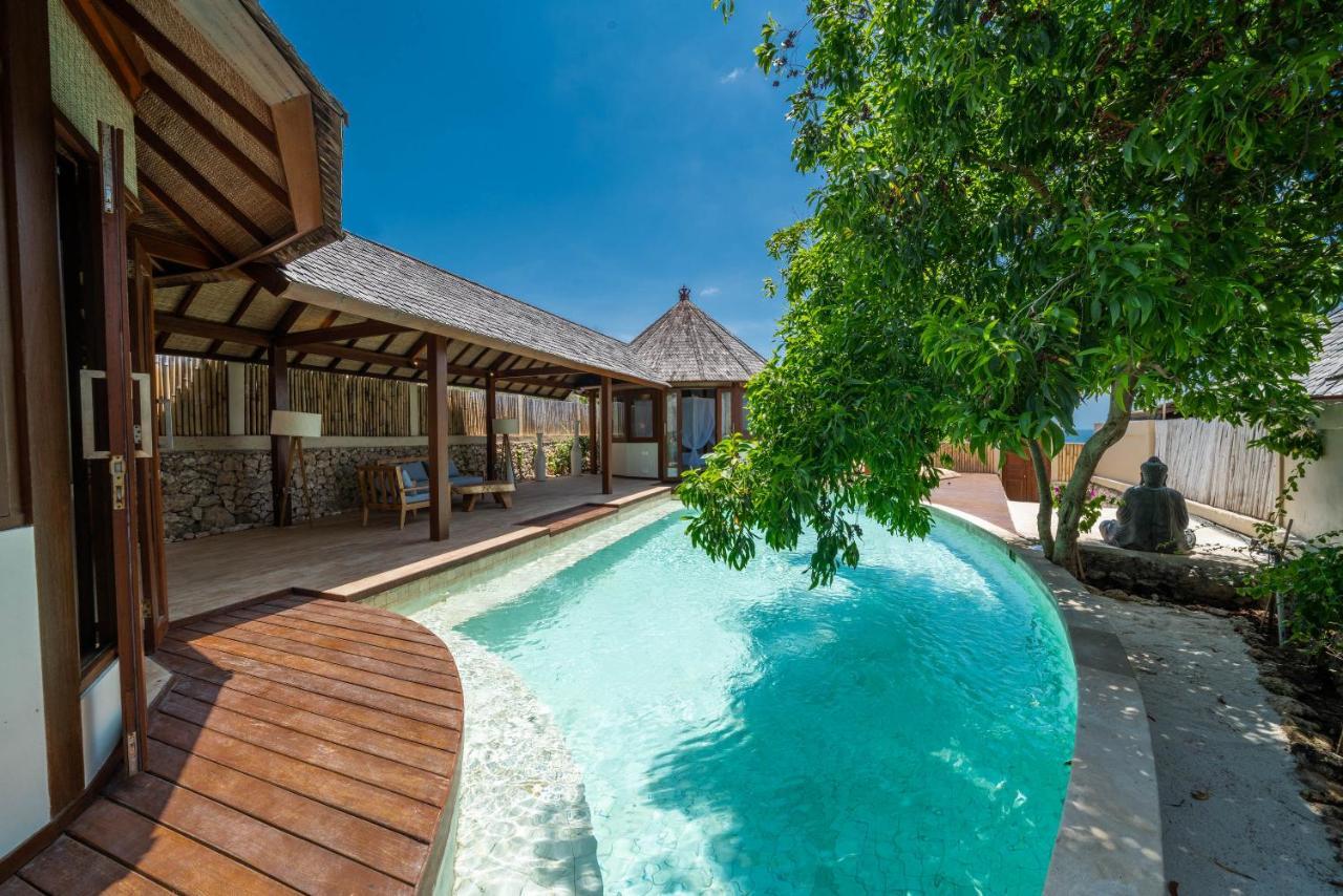 Blue Lagoon Avia Villas Lembongan Exterior foto