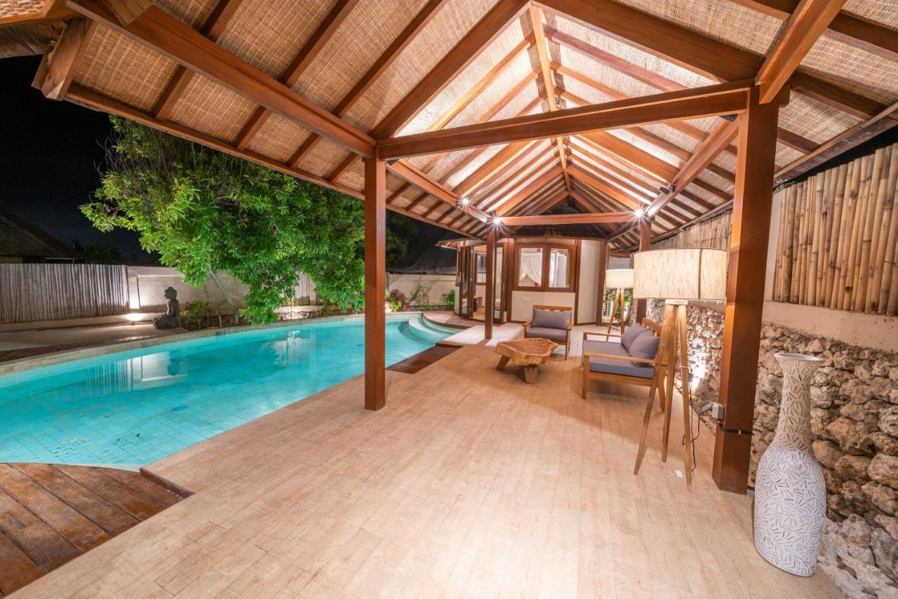 Blue Lagoon Avia Villas Lembongan Exterior foto