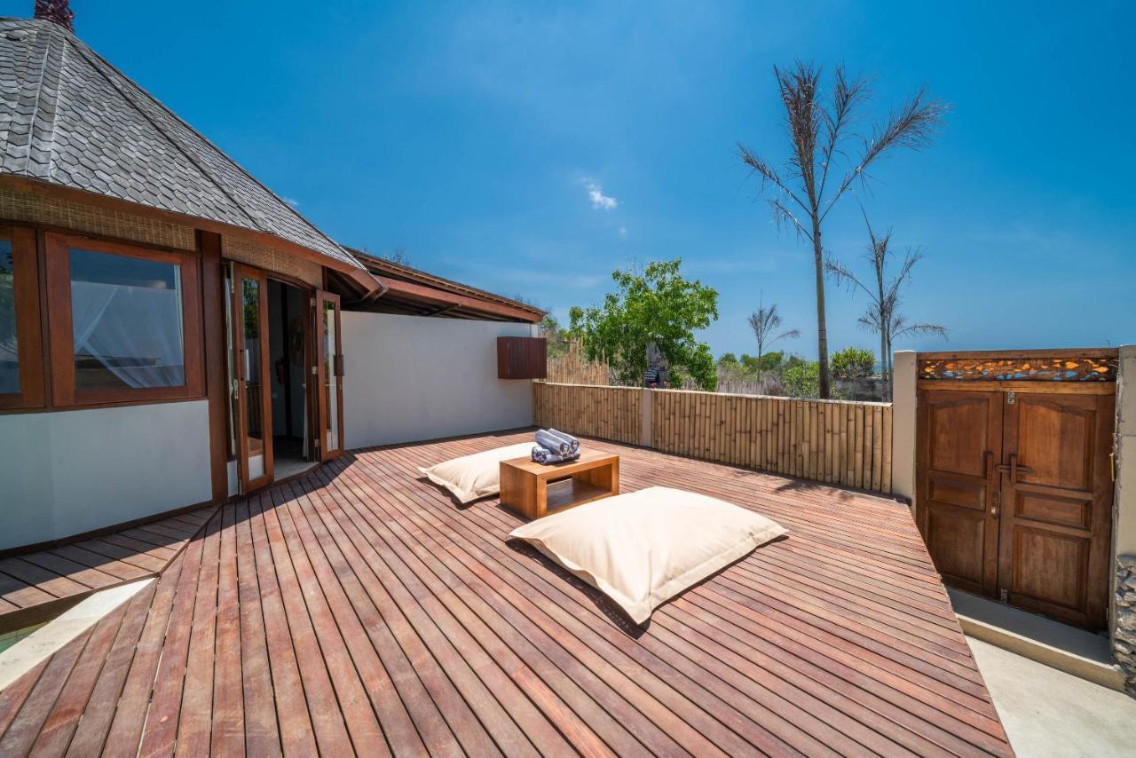 Blue Lagoon Avia Villas Lembongan Exterior foto